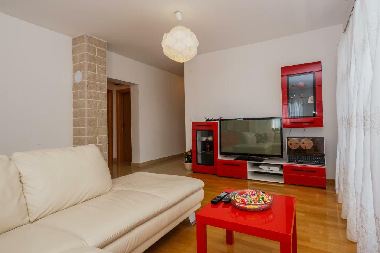 Leilighet Selak
